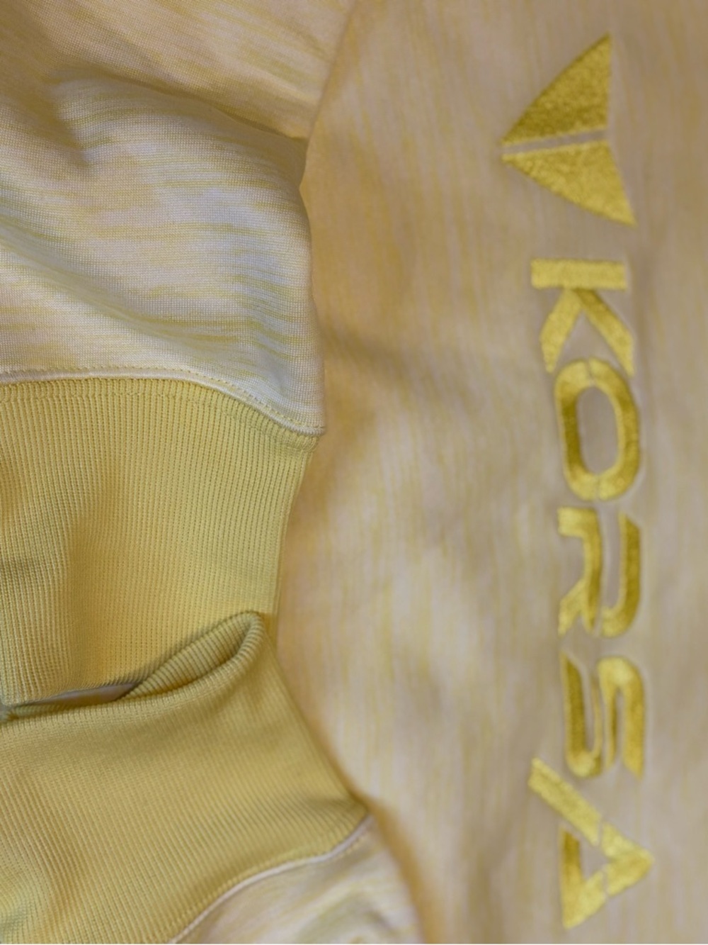 Korsa Cropped Hoodie Soft Yellow with Logo - Picture 4 of 5